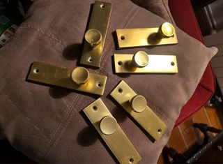 6 pomos dorados para puertas armarios