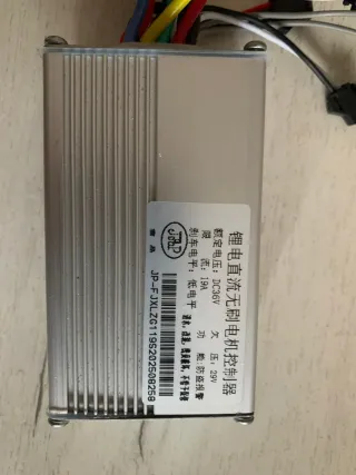 Controladora 36v 20A patinete eléctrico