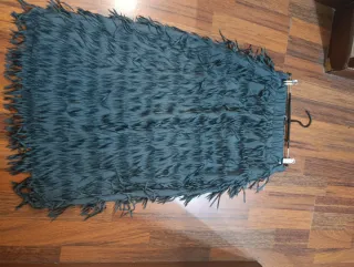 Falda midi con flecos