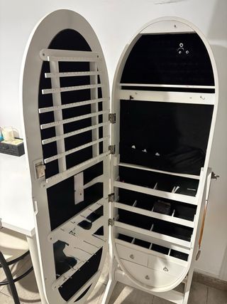 Espejo joyero de pie blanco