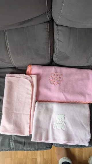 Ropa de cuna: sábanas y mantitas