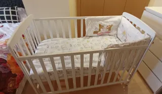 Cuna blanca bebé buen estado