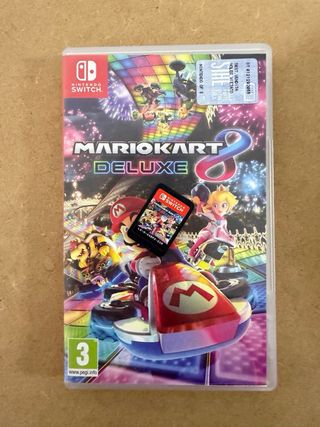 Nintendo Switch + Accessori Mario Kart e Mandopro