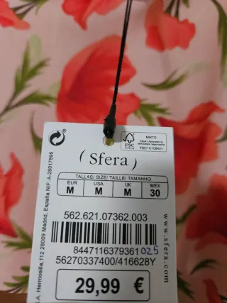 Vestido floral rosa salmon y naranja.