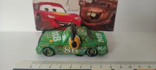 CHICK HICKS CON AURICULARES