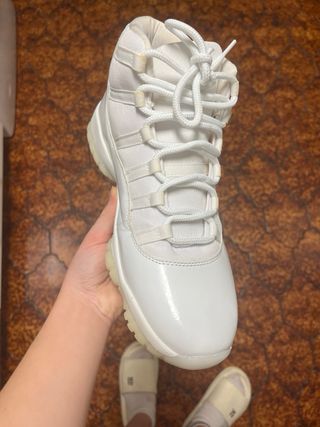 Jordan 11