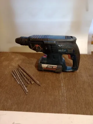 Taladro percutor martillo Bosch GBH 36 V-LI