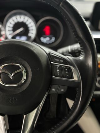 MAZDA 6 SW Luxury AWD 2016 122.000km Etiqueta C