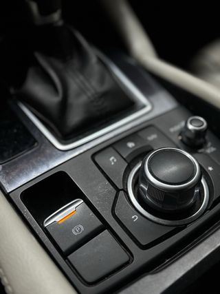 MAZDA 6 SW Luxury AWD 2016 122.000km Etiqueta C