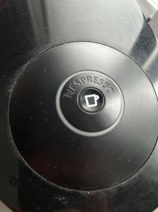 Cafetera Negra NESPRESSO