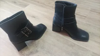 Botines negros Stradivarius
