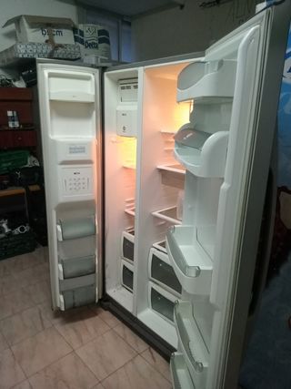 Nevera Puerta Doble Americana con Garantía