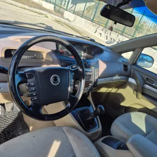 SsangYong Rodius 2007 7plazas etiqueta b