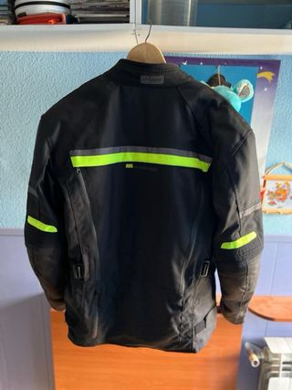 Oferta Chaqueta motera Talla XL y L