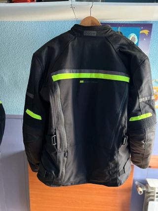 Oferta Chaqueta motera Talla XL y L