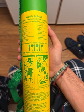 Diana de dardos magnéticos reversible