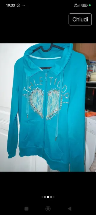 Felpa con cuore e strass taglia ML