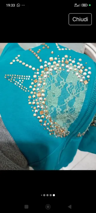 Felpa con cuore e strass taglia ML