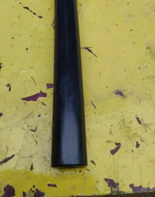 Barra maciza nylon negro 30 mm