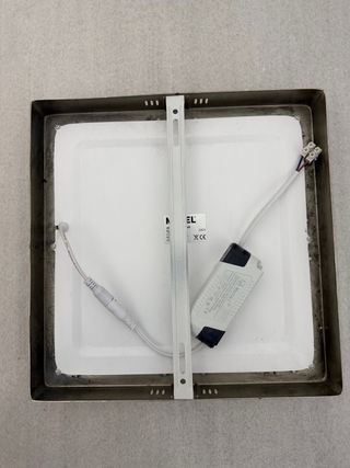 Lámpara LED Matel Redonda y cudrada