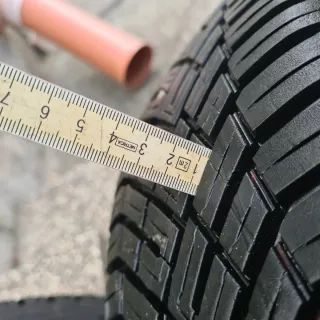 Set 4 Cerchi Lega Alluminio + Gomme Continental