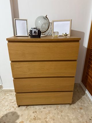 Cómoda MALM 4 cajones IKEA