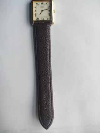 Reloj Seiko Cuarzo Rectangular Dorado