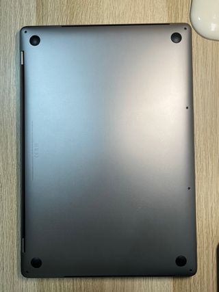 MacBook Pro 15 2018 i7 6 núcleos 16GB 256GB