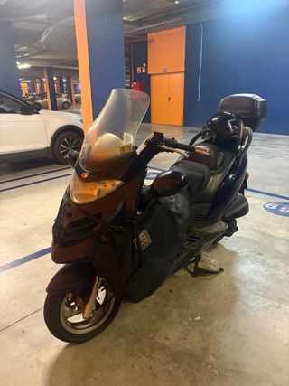 Kymco Grand Dink 125cc Maxiscooter