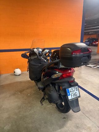 Kymco Grand Dink 125cc Maxiscooter