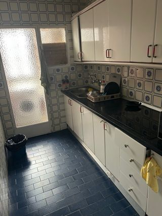 Se alquila habitacion en piso compartido,