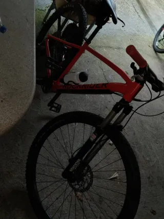 Bicicleta Rockrider naranja  Precio negociable