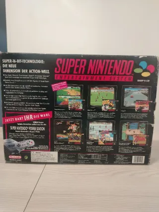 Super Nintendo Entertainment System (SNES)