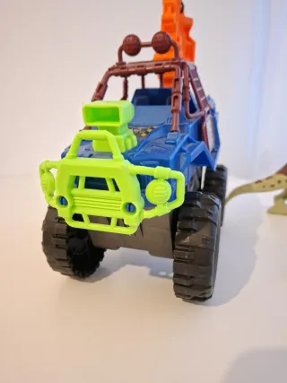 Juego Jurassic World Camión y Dinosaurios