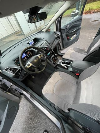 Ford Grand C-MAX 2013