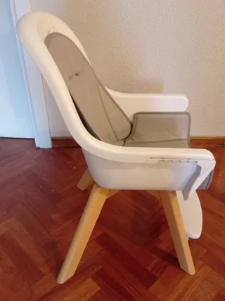 Trona infantil madera y gris