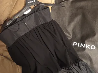 Vestido fiesta Pinko negro con etiquetas