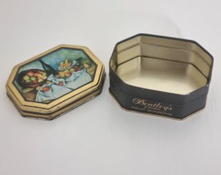 Scatola Latta Vintage Bentley's Of London