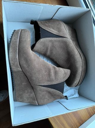 Botines ante marrones