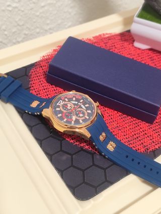Reloj poedagar Hombre Azul y Dorado