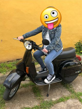 Vespa Iris PX 200E Negra
