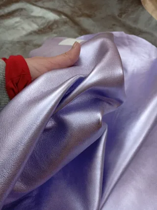 Piel de cabra metalizada lila