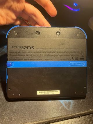 Nintendo 2DS Nero e blu