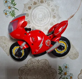 Juguete Ricky Zoom Roja