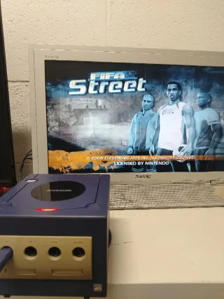 Nintendo GameCube Viola con gioco e accessori