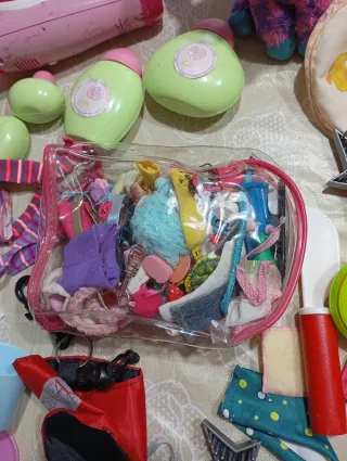Lotto accessori bambole