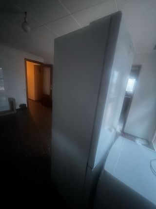 Nevera con congelador como nueva