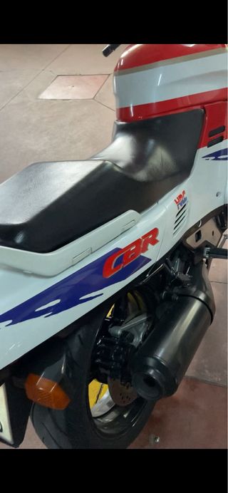 Honda CBR 1000 F 1992