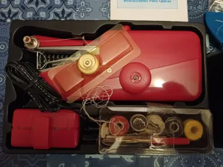 Mini Máquinas de coser a pilas y de bolsillo