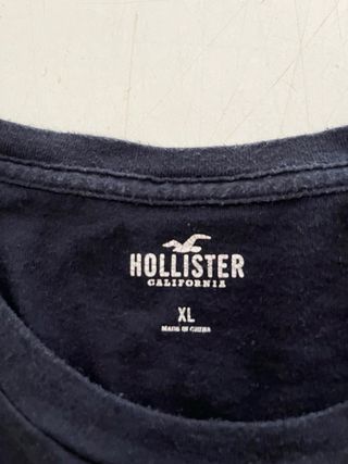 Hollister XL Black Sweatshirt - Authentic Brand